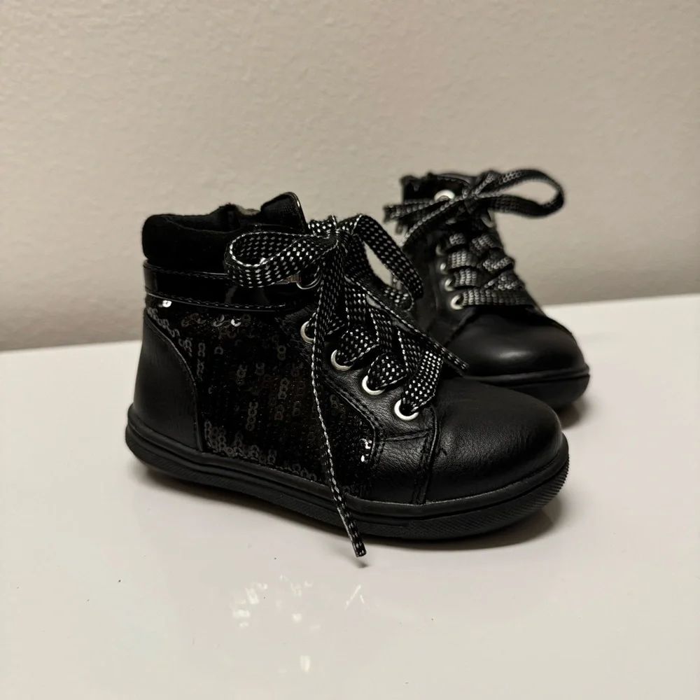 NWOT Rachel Shoes Sequin Toddler Girl Booties Size 6 6M Metallic Black